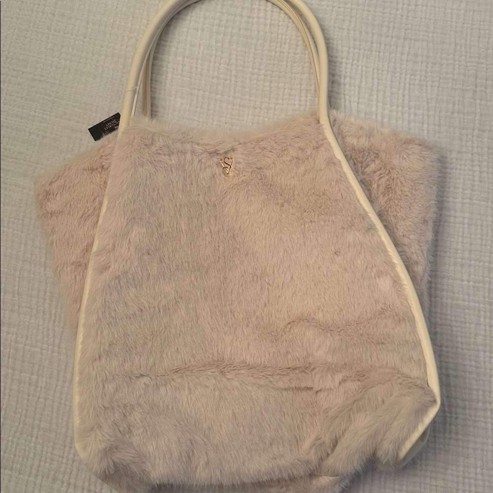 NWT Victoria's Secret Faux Fur Tote Bag - Picture 6 of 13